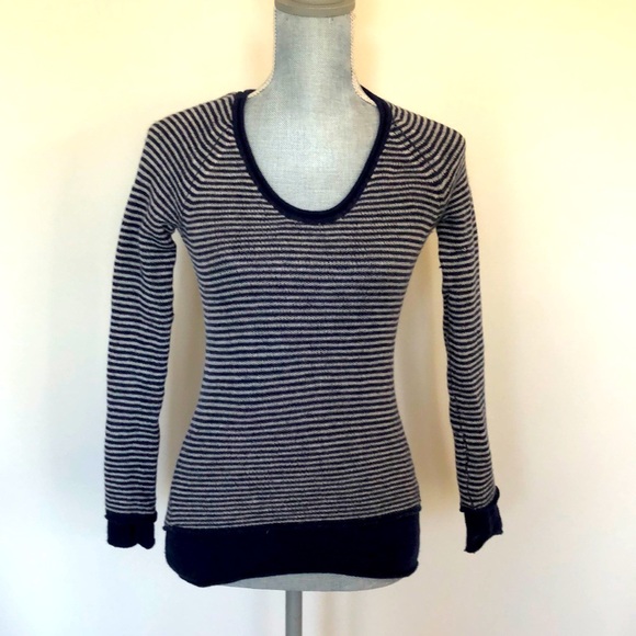 Aritzia TNA Merino Wool Sweater. - Picture 1 of 4